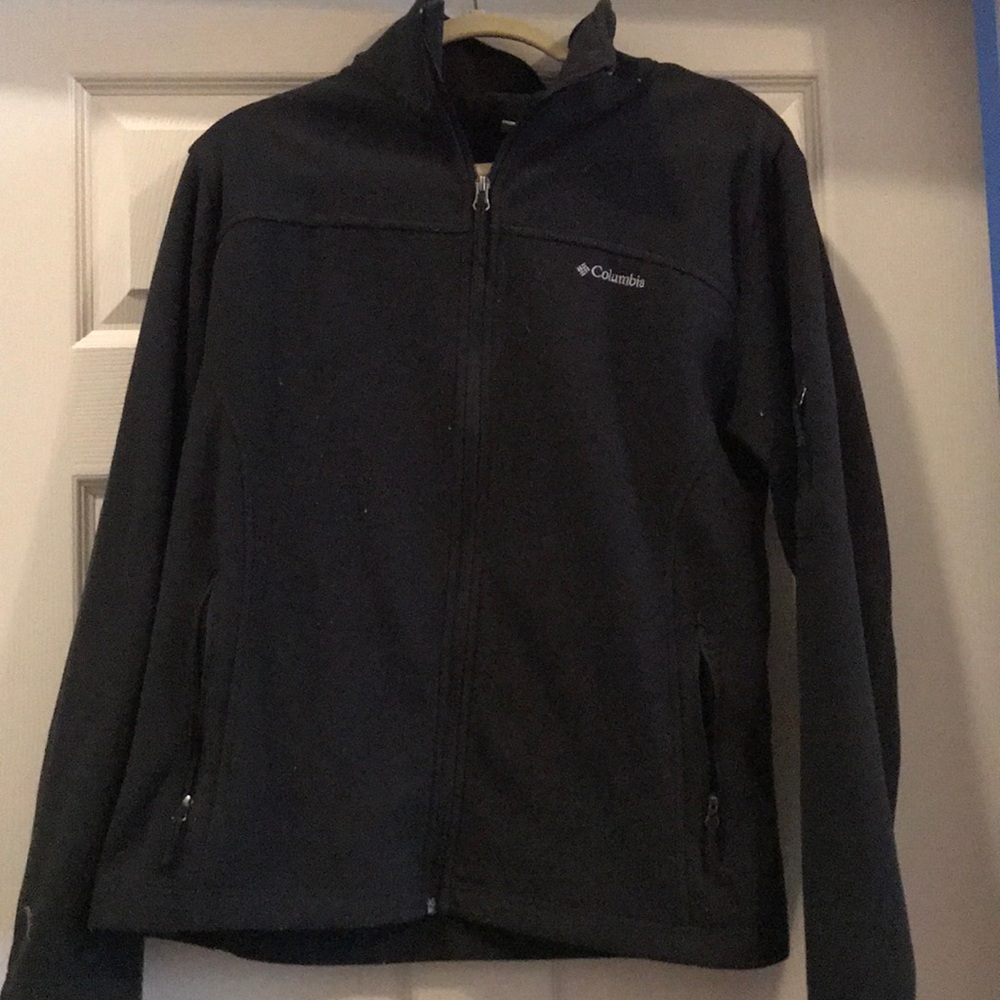 Columbia Black fleece jacket